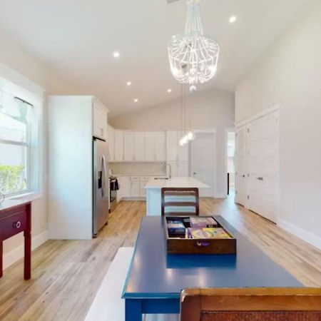Delightful 3-Bedroom House In Bradenton #2 Of 2 Exterior photo